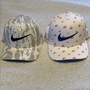 Nike Golf Patterned Caps in Gray and White with Blue Logo